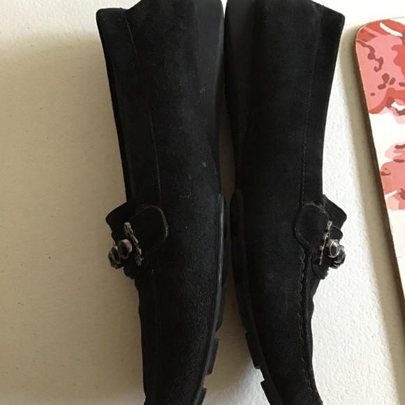 Shoe - Picture 4 of 6